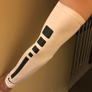 Nike Elite Basketball Shooting Sleeve